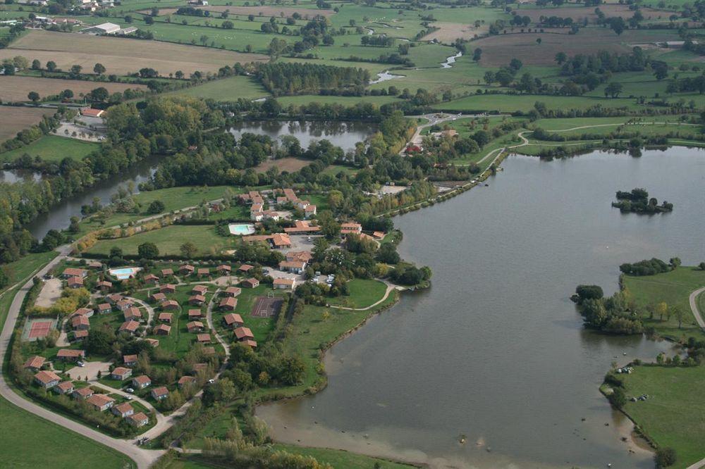 Terres de France - Natura Resort Pescalis Moncoutant Extérieur photo